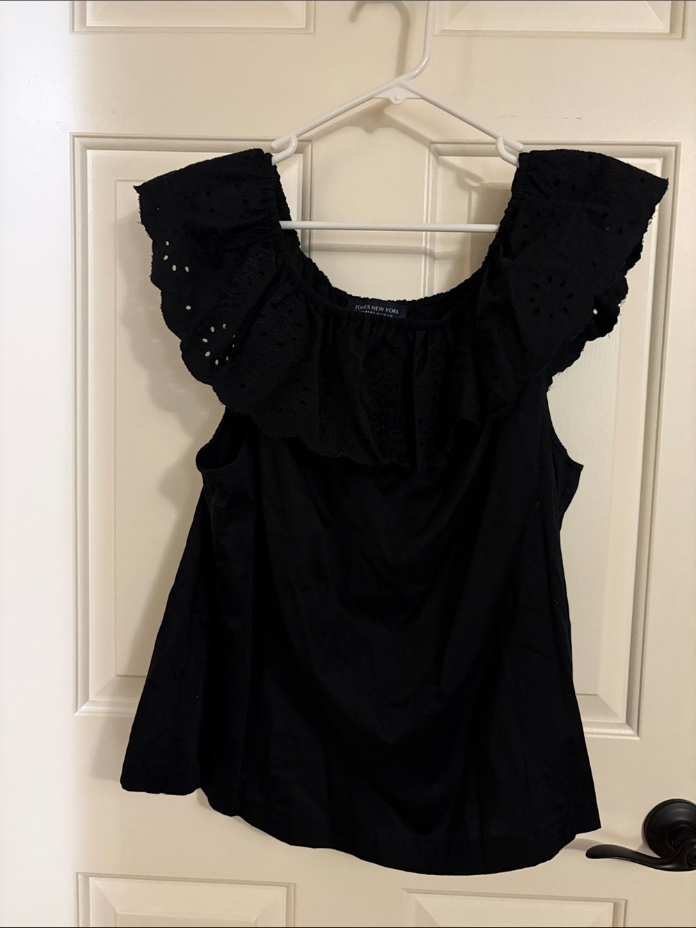 Jones New York Black Eyelet Ruffle Tank Top